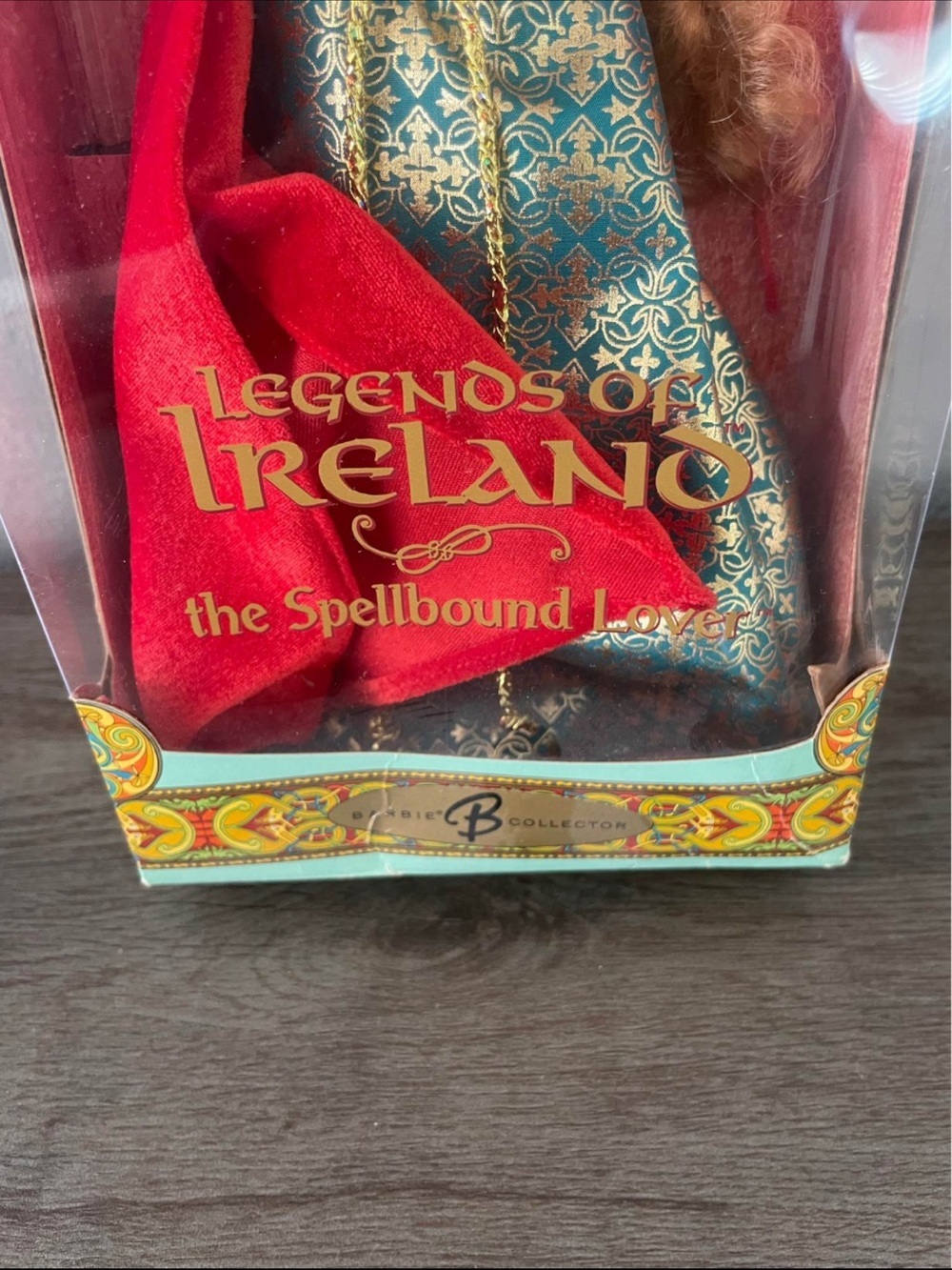 Legends of Ireland boxed BARBIE doll - the spellbound Lover - Picture 2 of 6